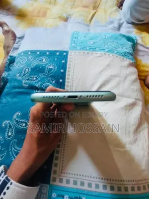 Apple iPhone 11 64 GB Blue