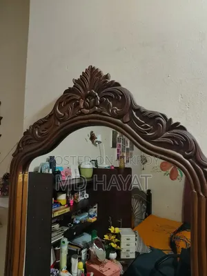 কাঠের Dressing Table বিক্রি হবে