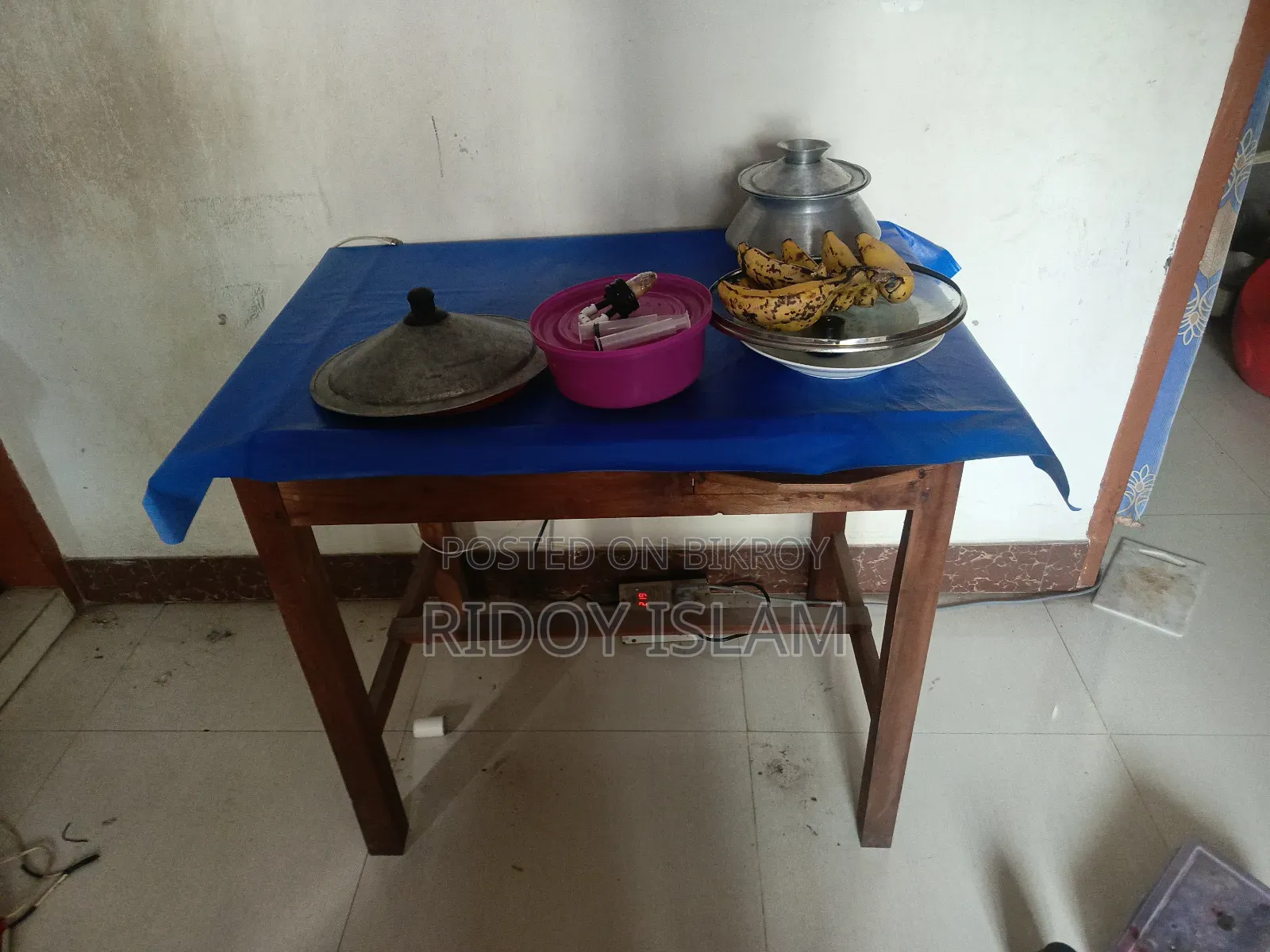Teak Wood Table