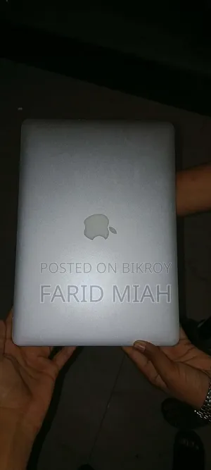 ল্যাপটপ অ্যাপল ম্যাকবুক ২০১৭ ৮জিবি ইন্টেল কোর আই৫ এসএসডি ২৫৬জিবি