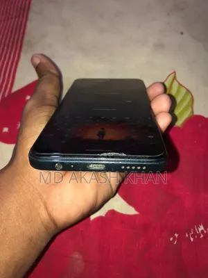 Vivo Y28 8 GB