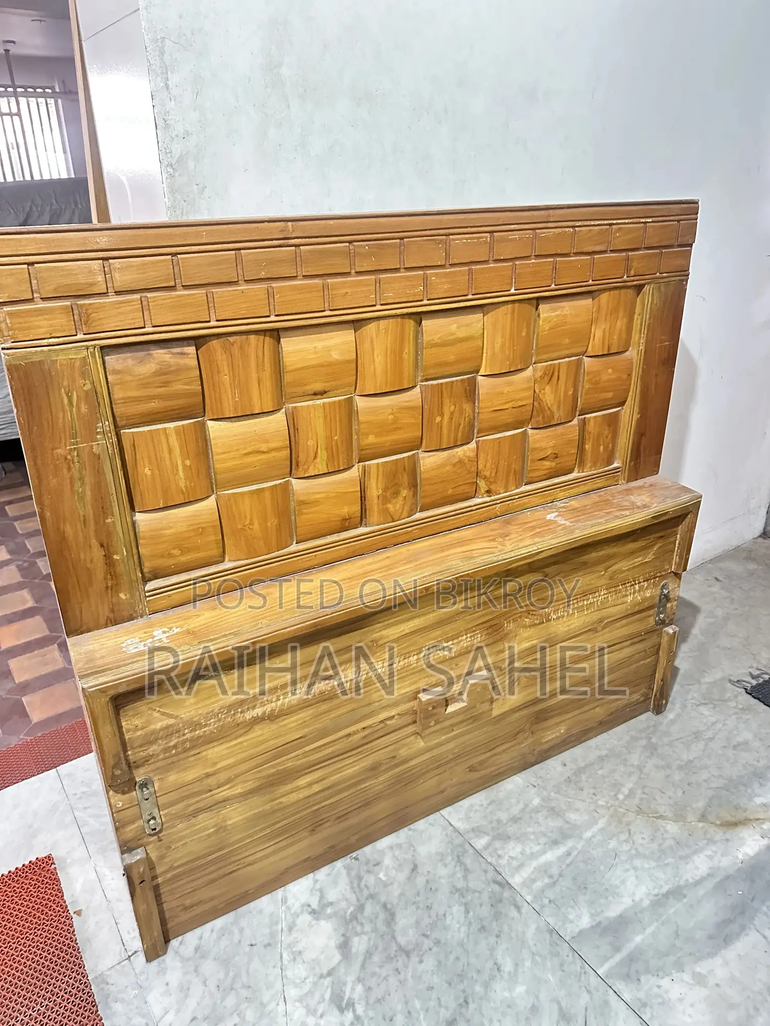 High Quality Wooden Double Bed