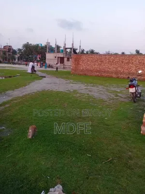 আকর্ষণীয় জমিন ক্রয় করুন