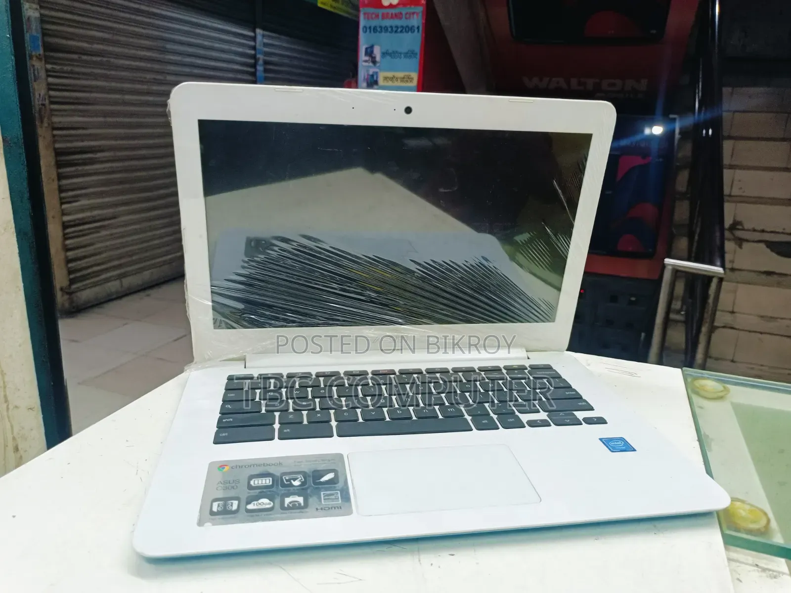 Laptop Asus Chromebook C300 4GB Intel Celeron eMMC 16 GB