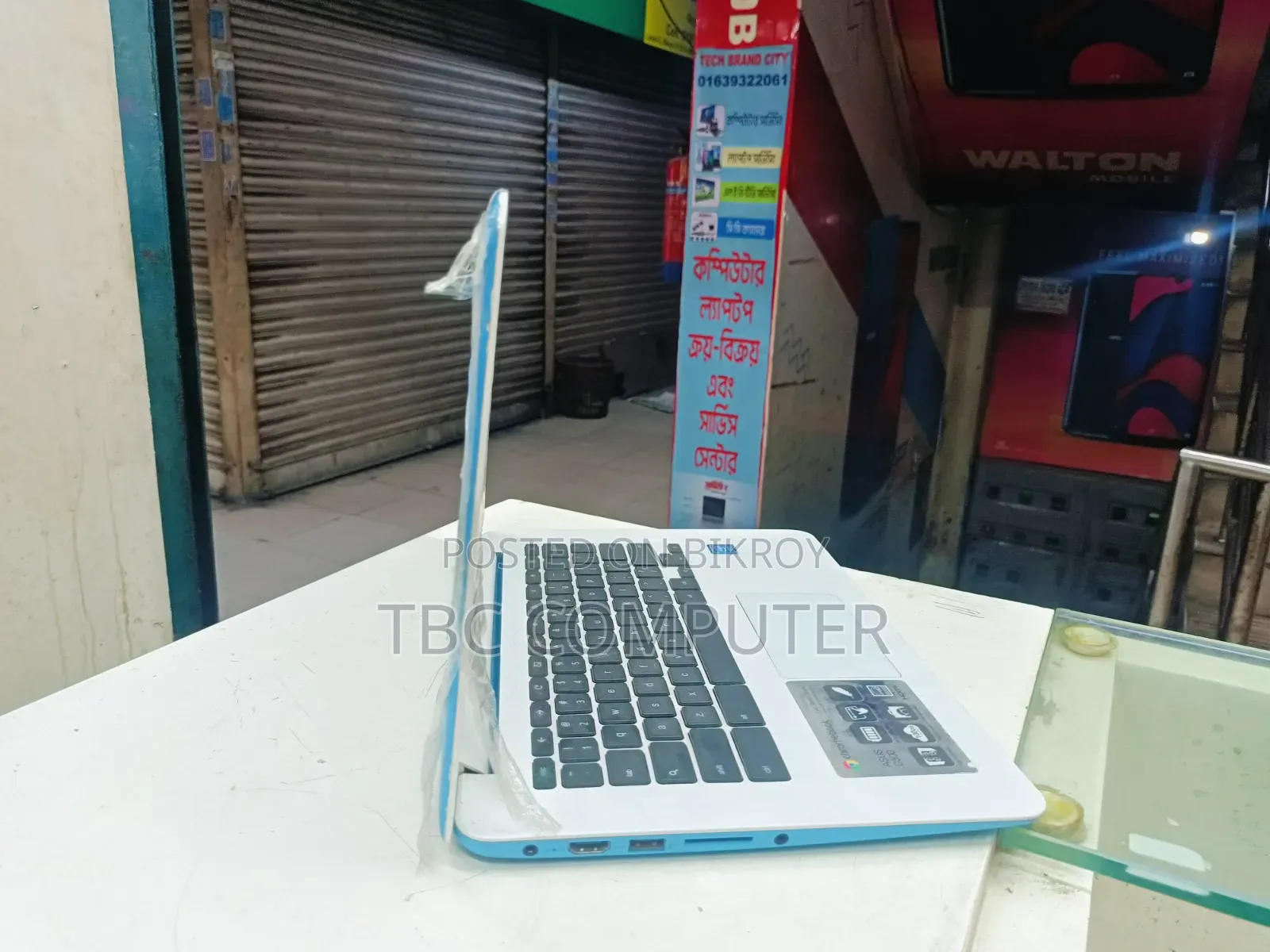 Laptop Asus Chromebook C300 4GB Intel Celeron eMMC 16 GB