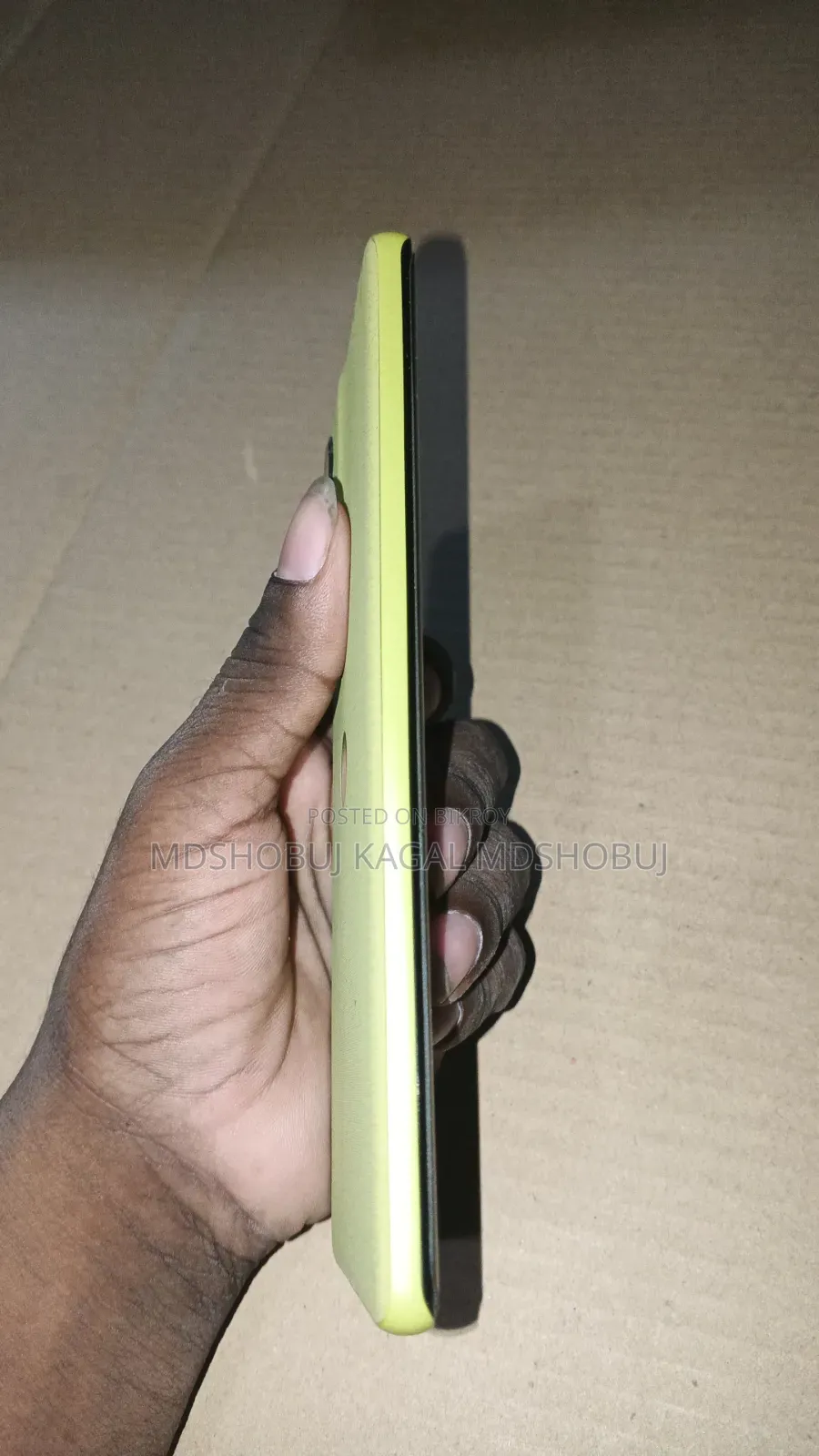 Motorola Moto G85 128 GB Yellow