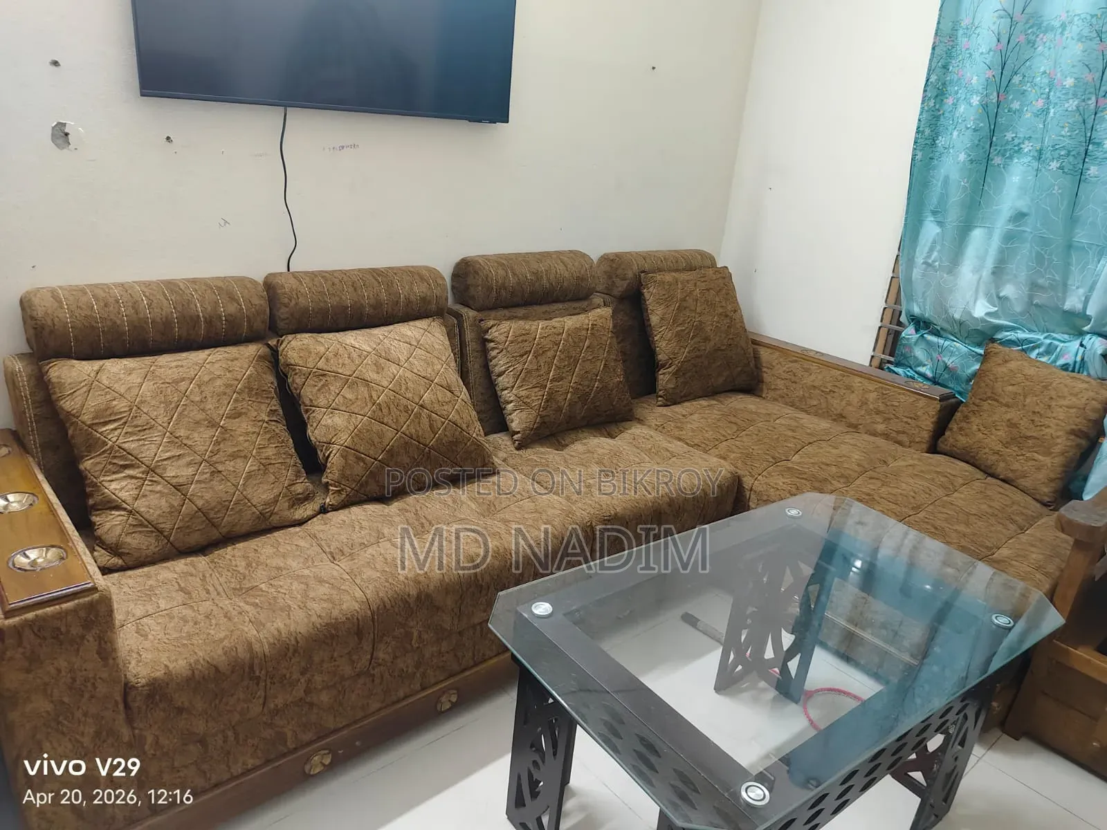 Sofa and Table