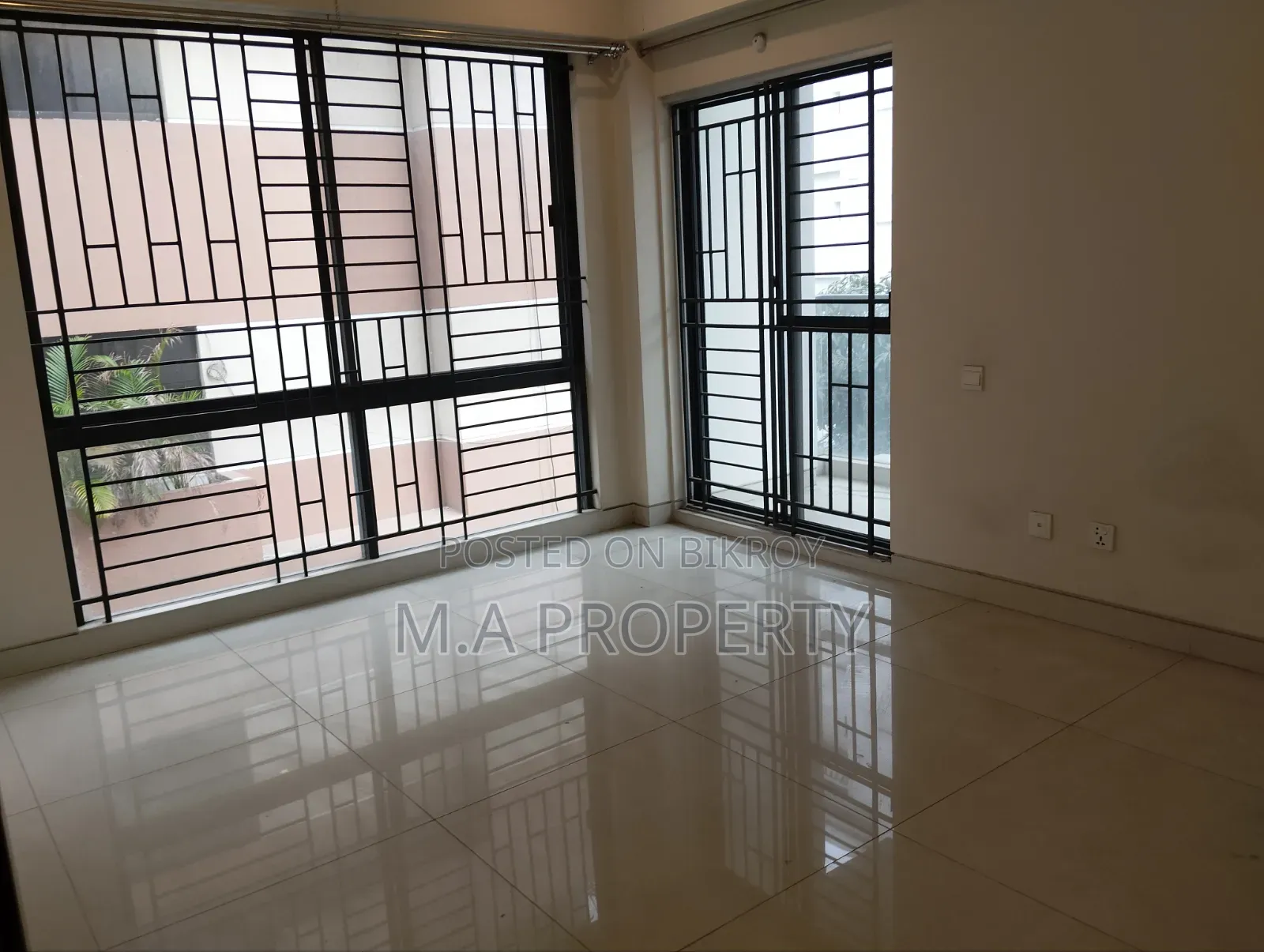 4bdrm Apartment in Addl, Baridhara for Rent
