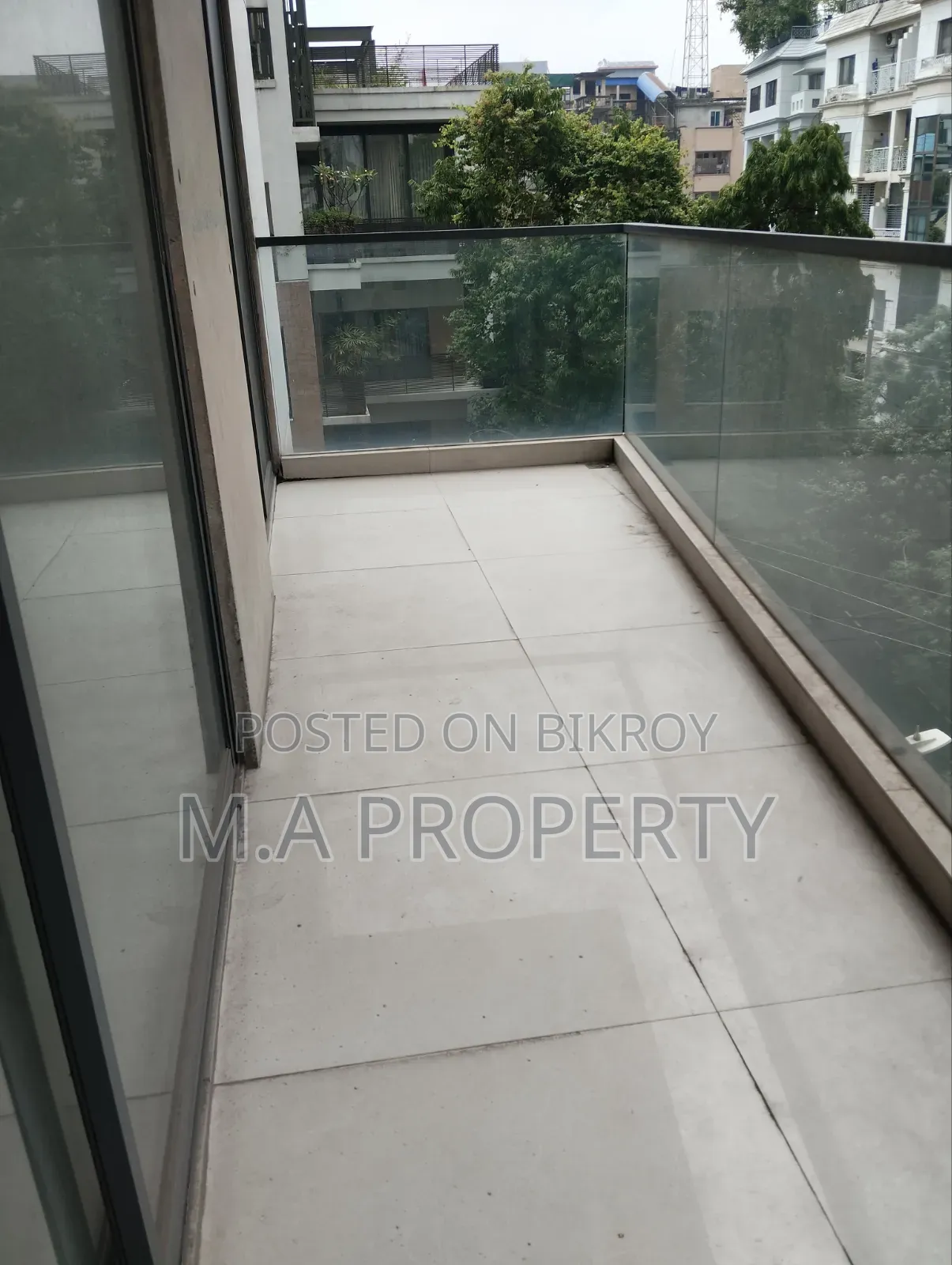 4bdrm Apartment in Addl, Baridhara for Rent