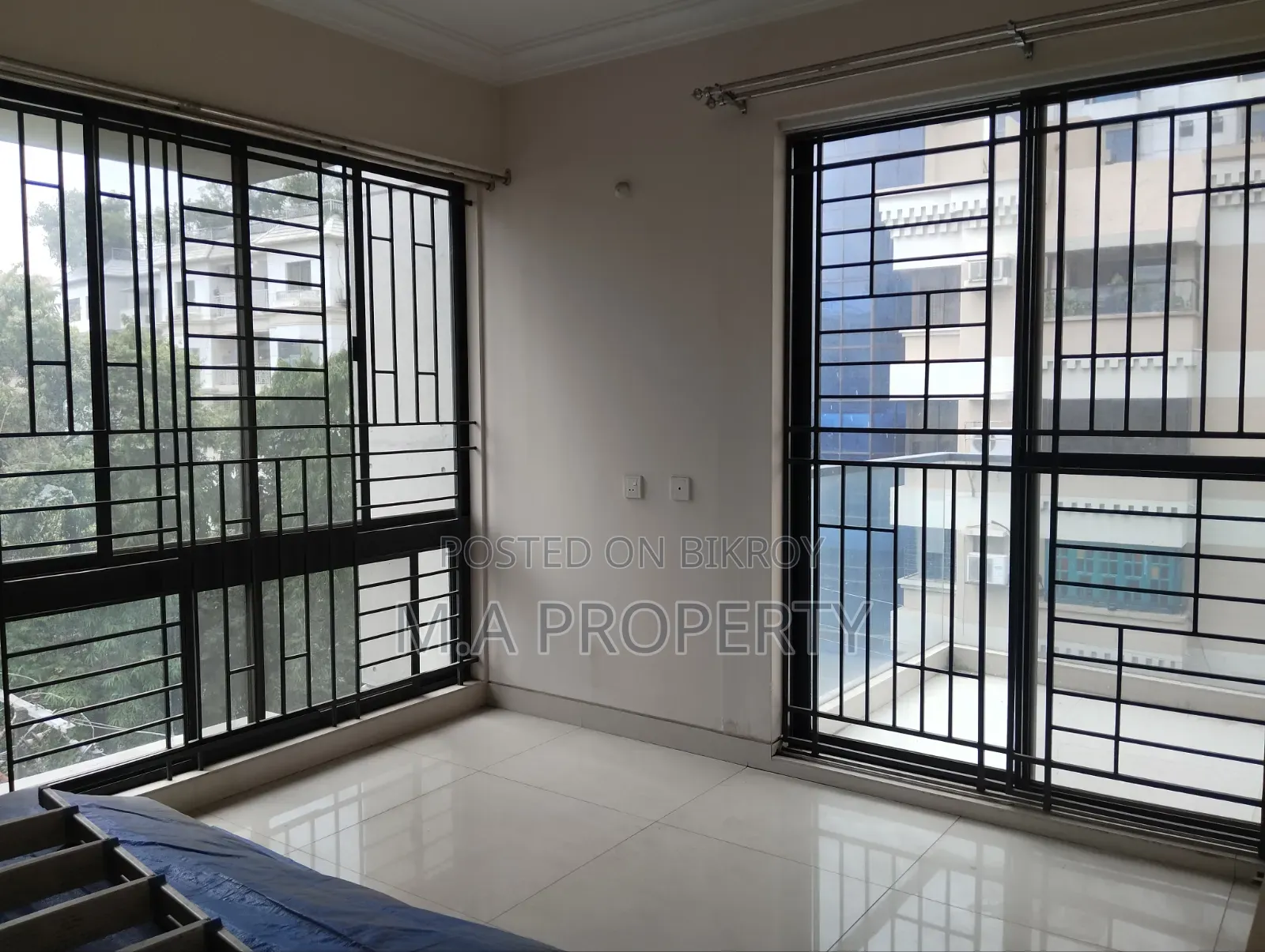4bdrm Apartment in Addl, Baridhara for Rent