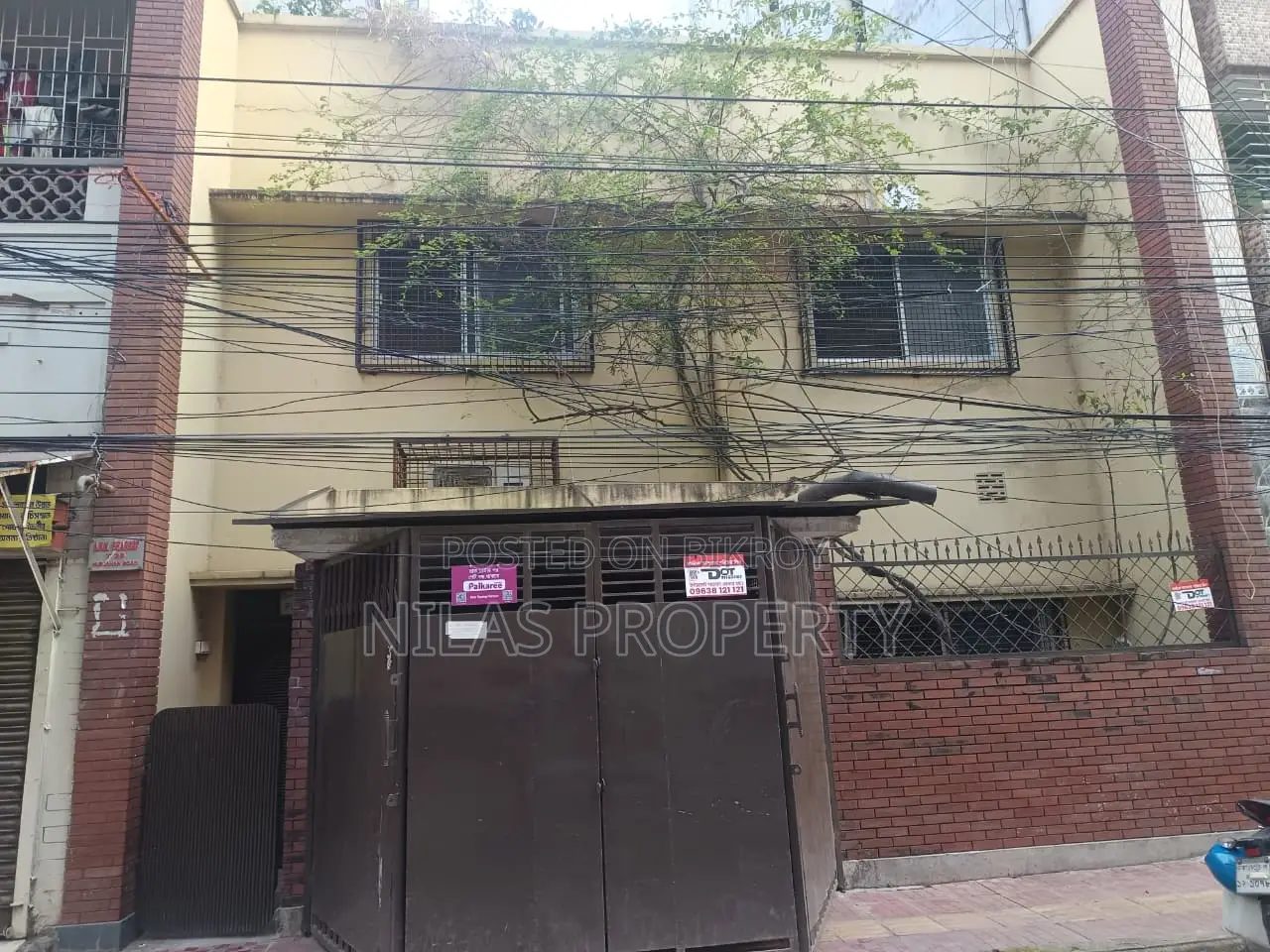 Rent a Duplex House for Office/Parlour/Café