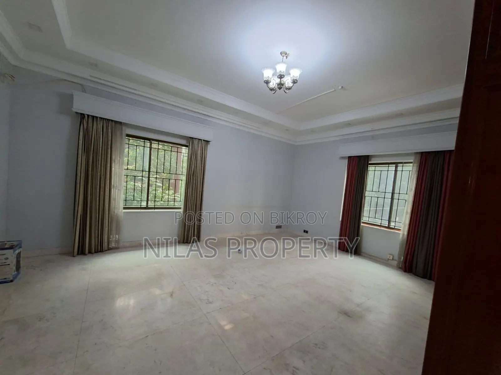 Rent a Duplex House for Office/Parlour/Café