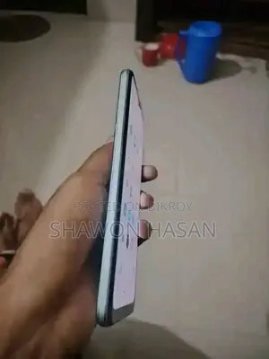 Vivo Y21 64 GB Blue