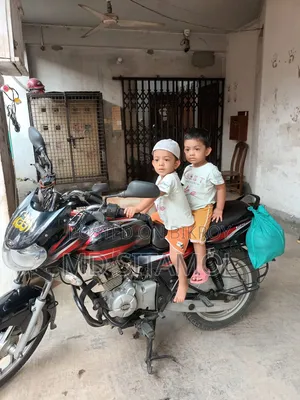 Bajaj Discover 125 2016 Red