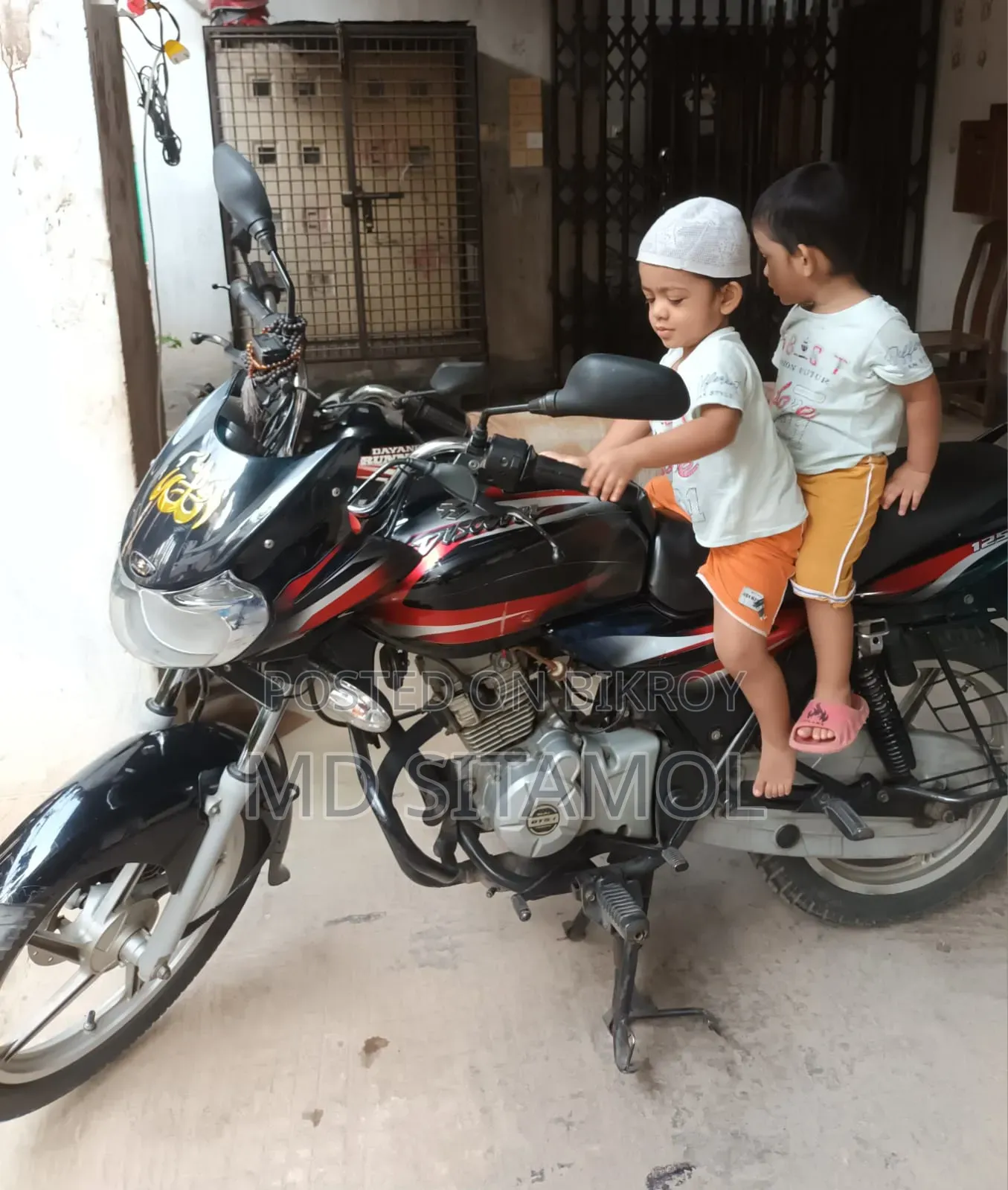 Bajaj Discover 125 2016 Red
