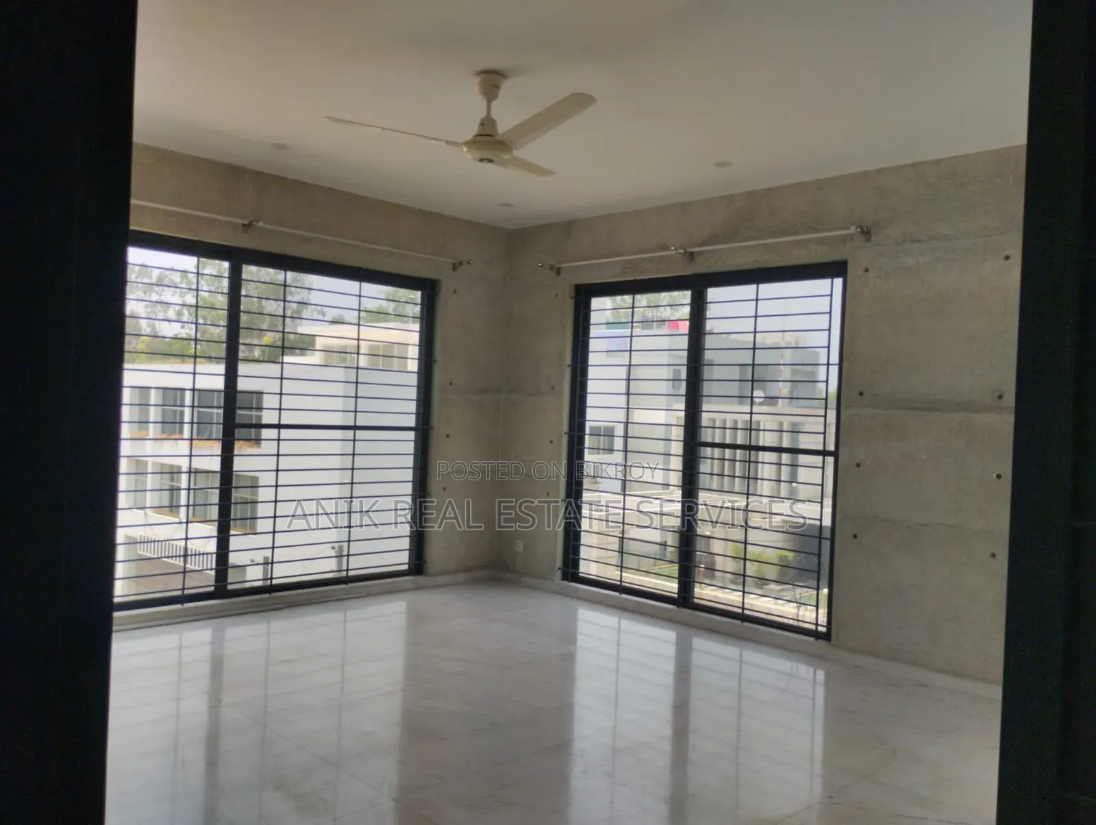 4-bedroom Apartment in Anik Real Estate, Baridhara for Rent