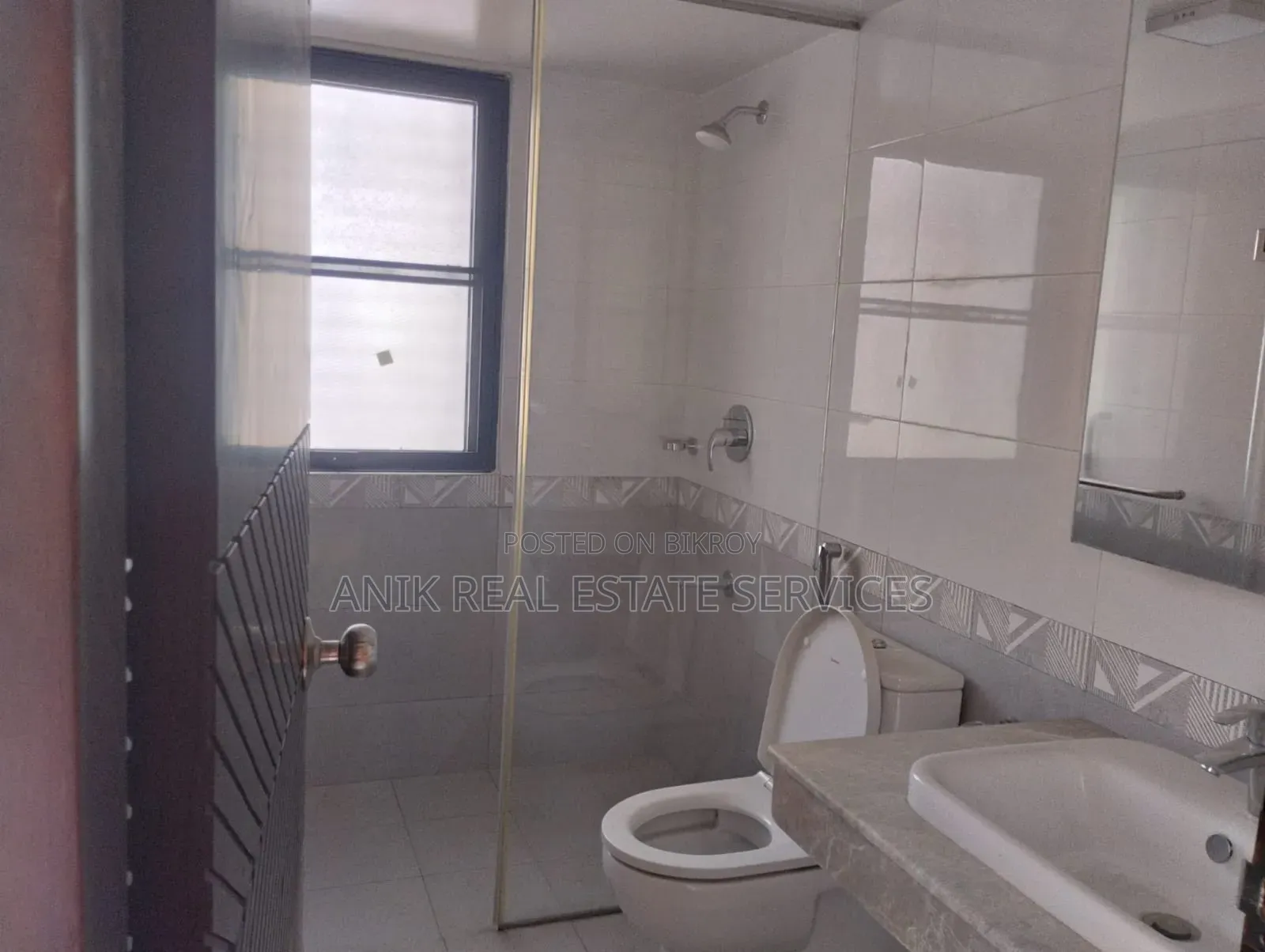 4-bedroom Apartment in Anik Real Estate, Baridhara for Rent