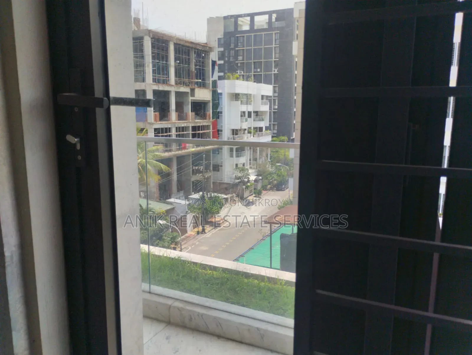 4-bedroom Apartment in Anik Real Estate, Baridhara for Rent