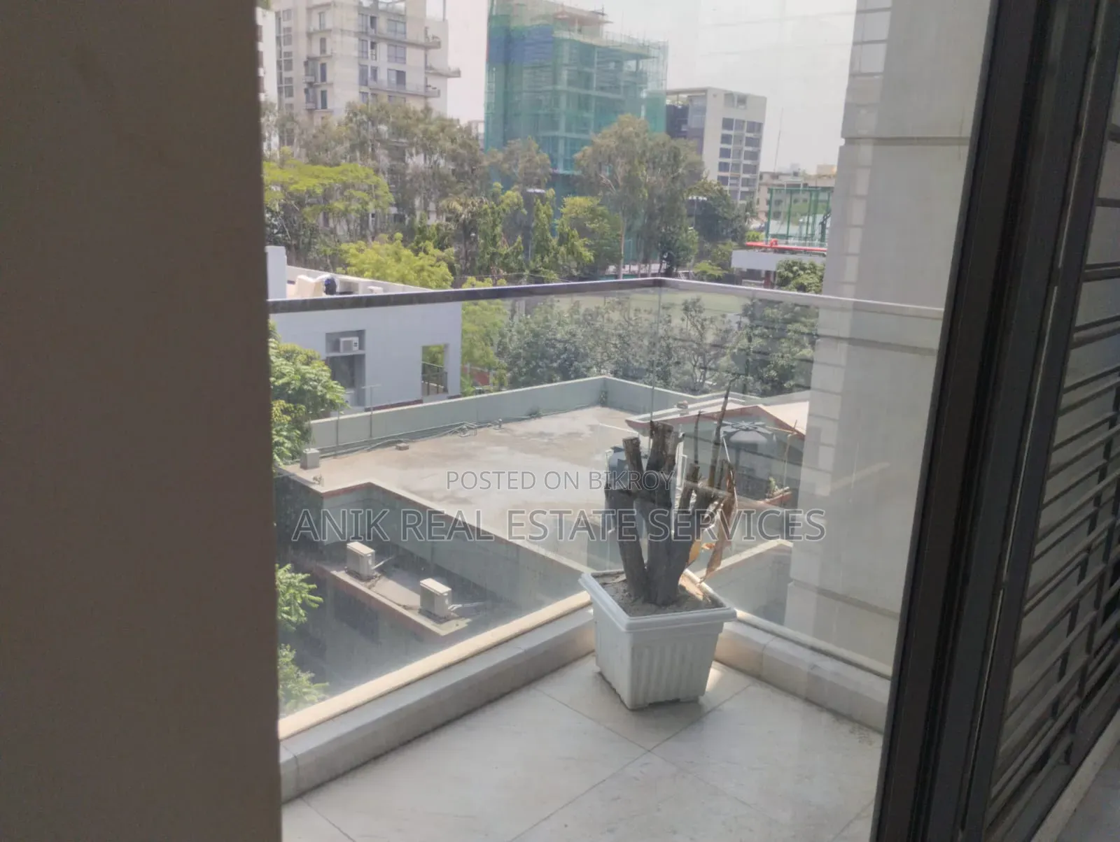 4-bedroom Apartment in Anik Real Estate, Baridhara for Rent