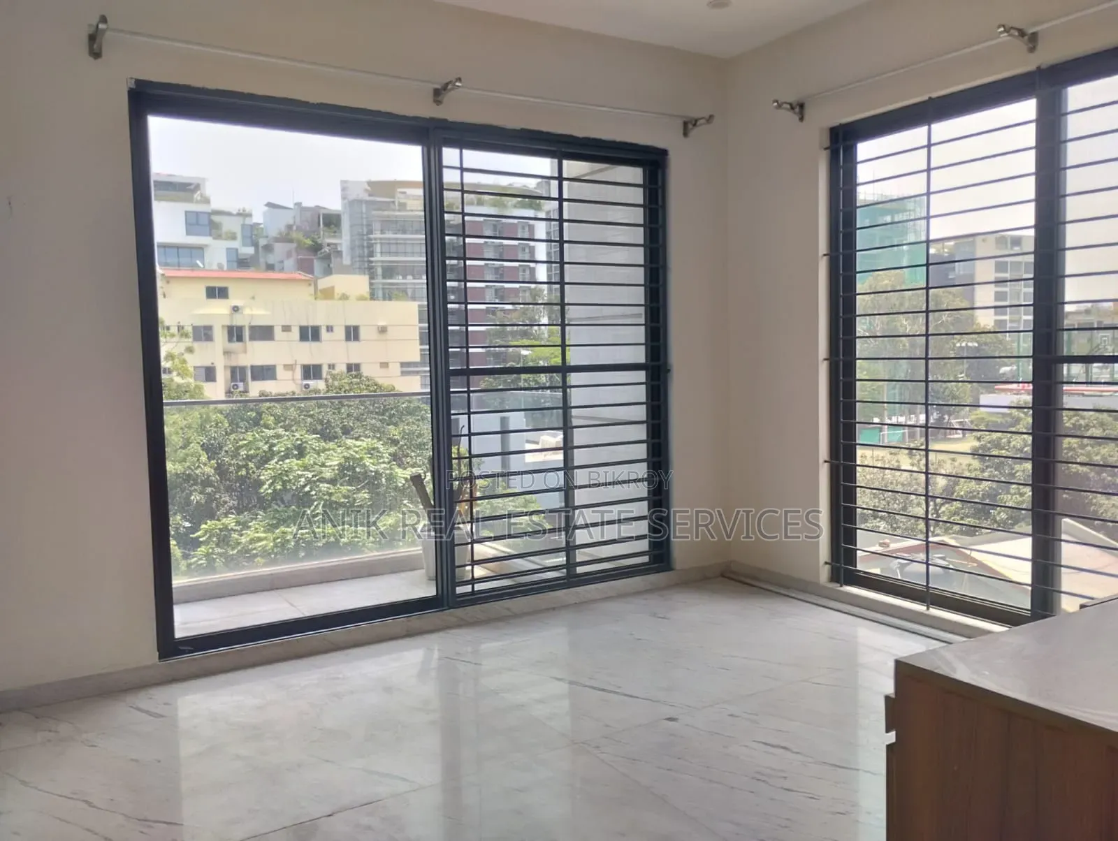4-bedroom Apartment in Anik Real Estate, Baridhara for Rent