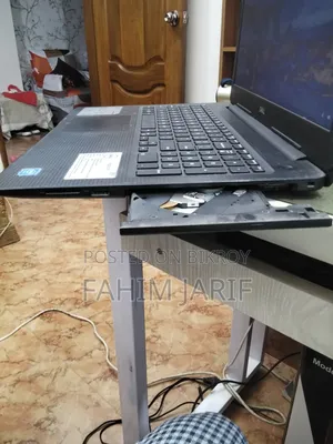 Laptop Dell Inspiron 15 4GB Intel Celeron HDD 512GB