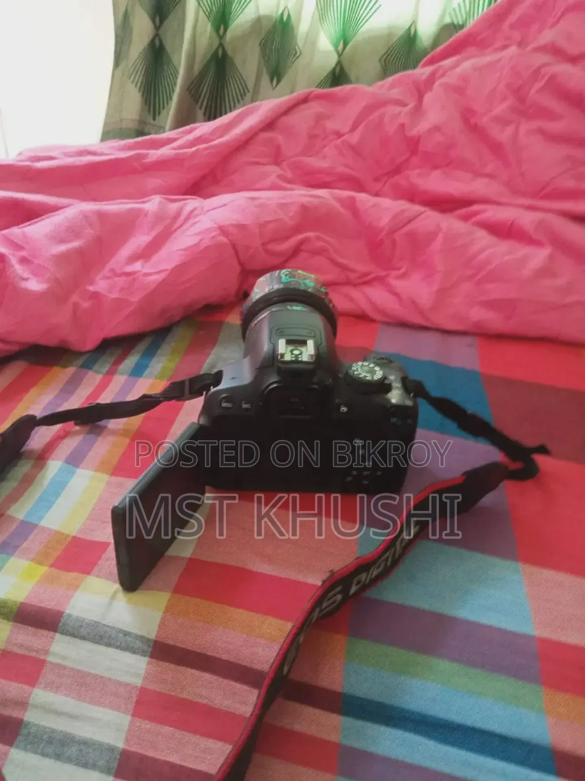 Camera Canon 700d. With 18-55 Kit. 50 Mm Prime