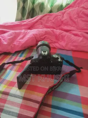 Camera Canon 700d. With 18-55 Kit. 50 Mm Prime