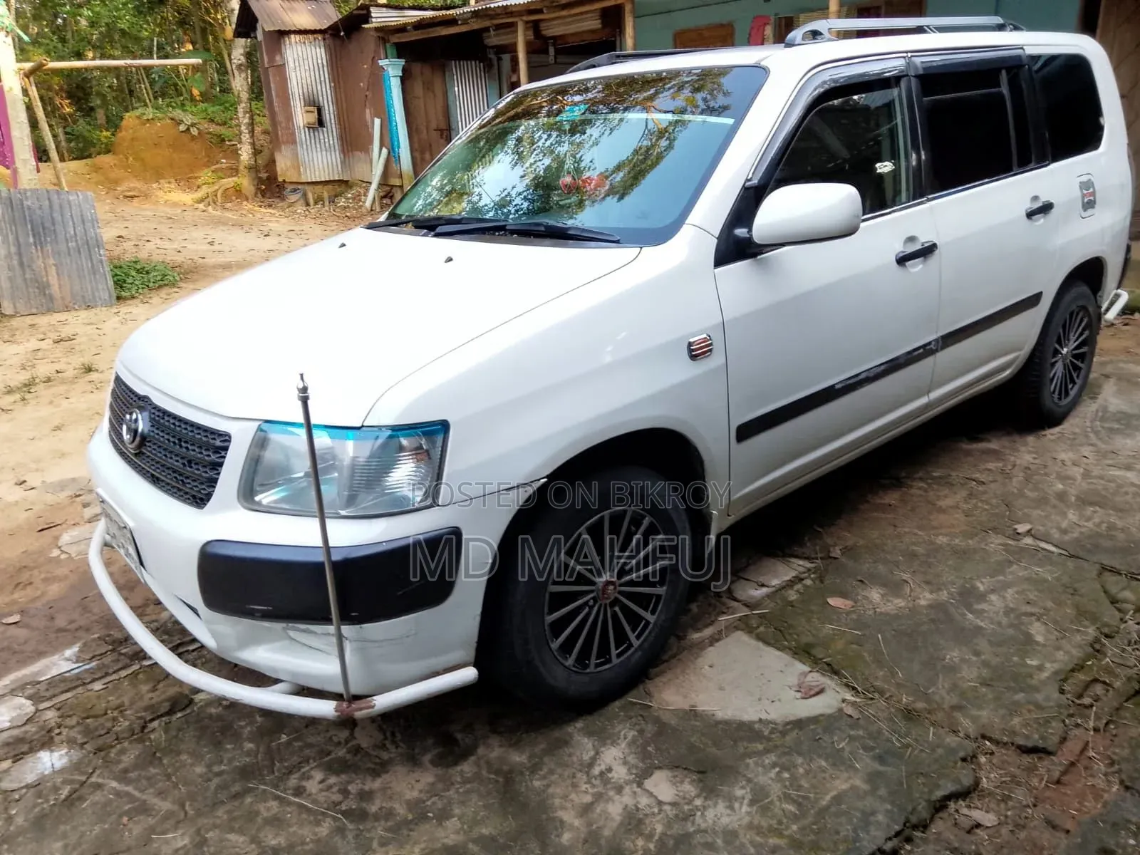 Toyota Succeed 2004 White