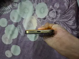 M-Horse 64 GB Gold