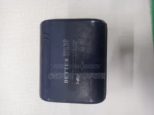 Speaker is in pristine condition