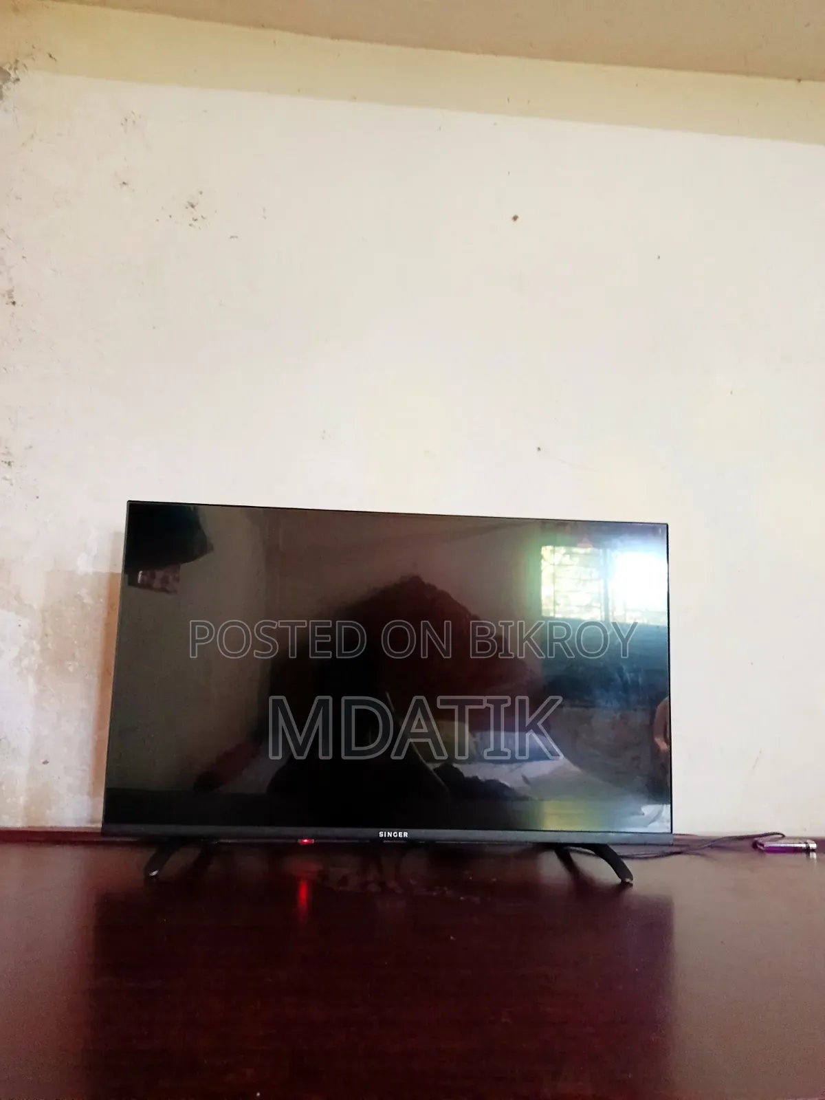 Singer 32" LED TV
