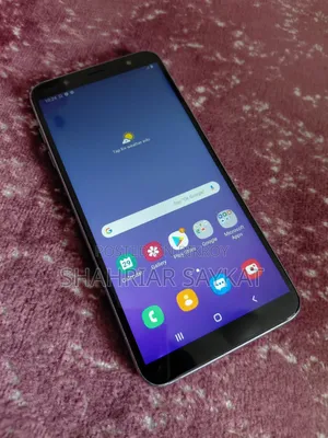 Samsung Galaxy J8 64 GB Purple
