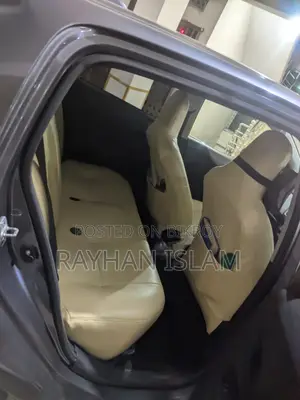 Toyota Vitz 2011 Gray