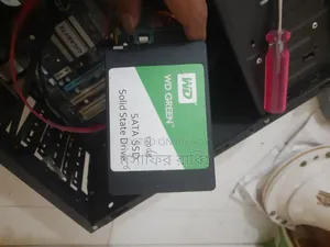 SSD Full Fress Running Desptop