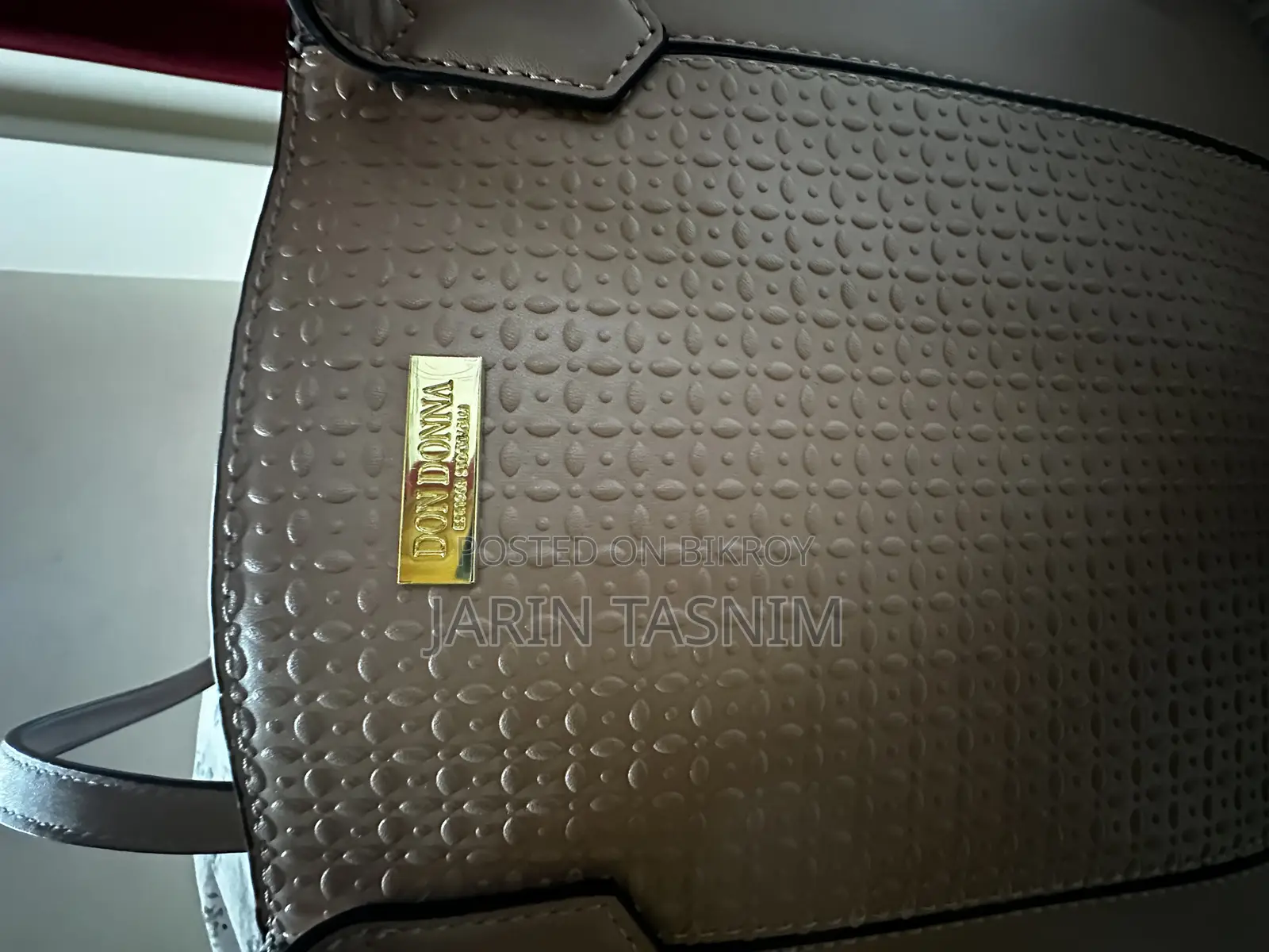 Want to Sell This Bag. 1 Month Used. Fully Fresh.