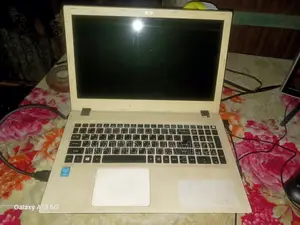 Laptop Acer Aspire E5 8GB Intel Core I5 HDD+SSD 1T