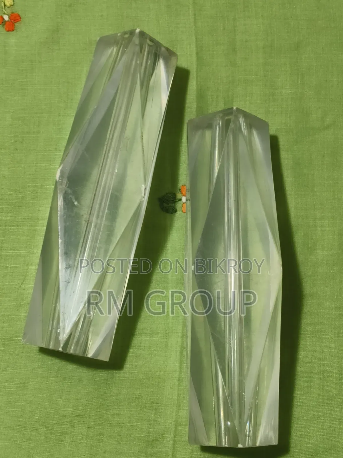Room Showpiece Diamond Design
