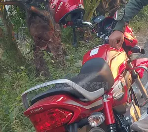 Hero HF Deluxe 2025 Red