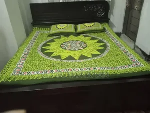 খাট ও ম্যাট্রেস বিক্রি করা হবে