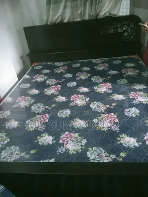 খাট ও ম্যাট্রেস বিক্রি করা হবে