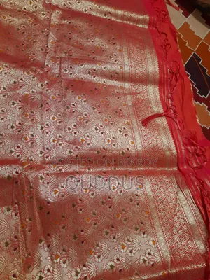 কাতান শাড়ি
