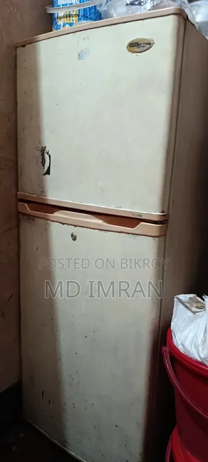 একটি ফ্রিজ বিক্রি হবে,