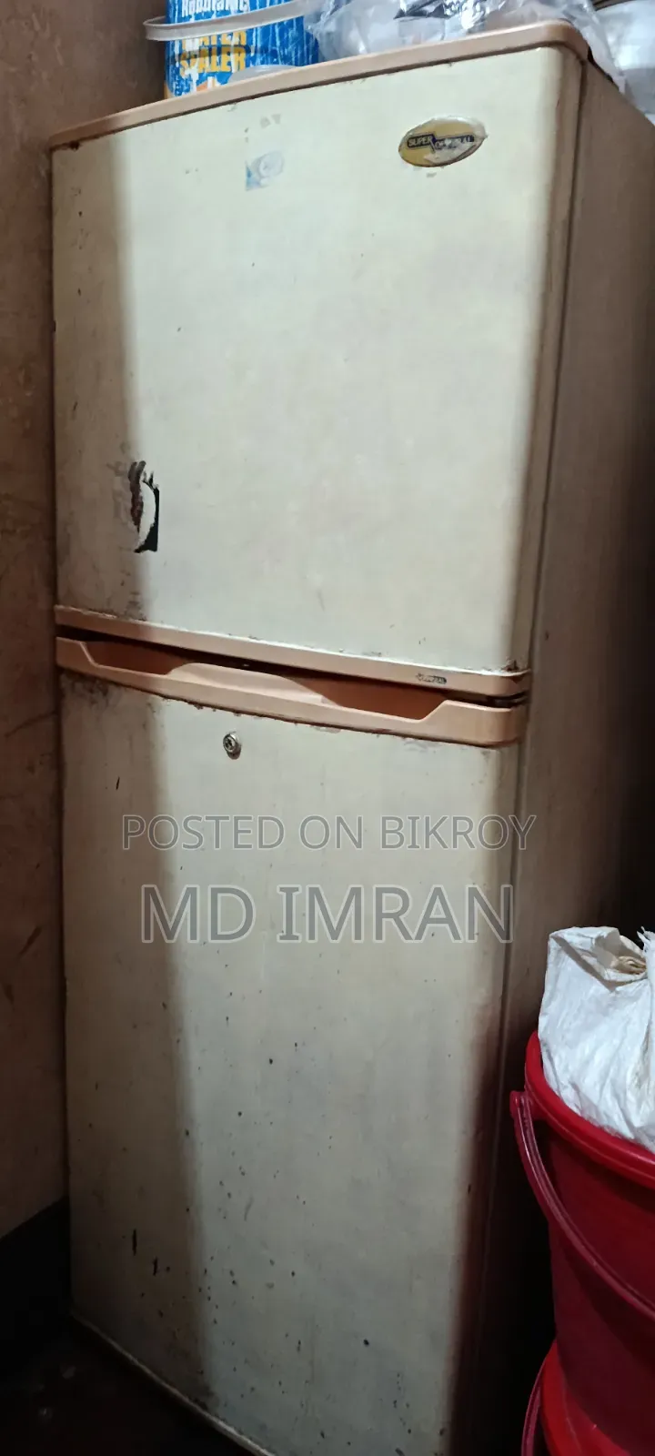 একটি ফ্রিজ বিক্রি হবে,