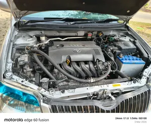 Toyota Corolla 2004 Silver