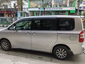 New Toyota Noah 2011 Silver