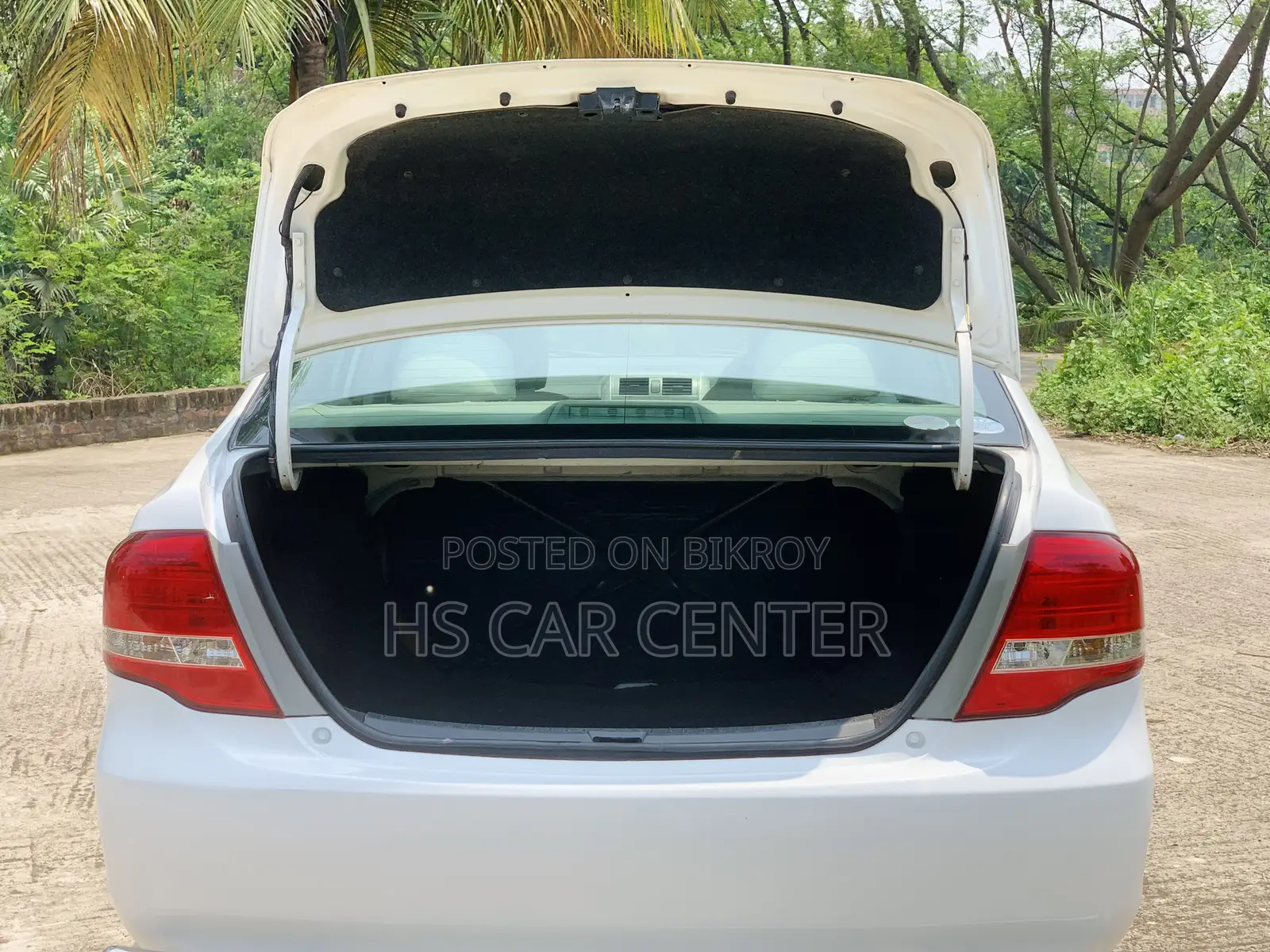 Toyota Axio 1.5 X 2WD 2011 White