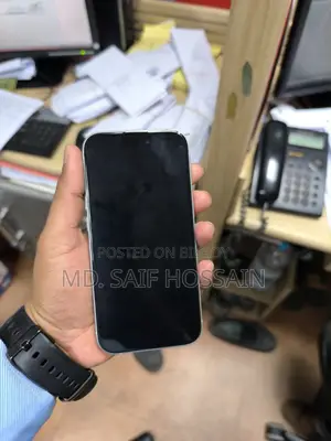 অ্যাপল আইফোন ১৫ ১২৮ জিবি হোয়াইট