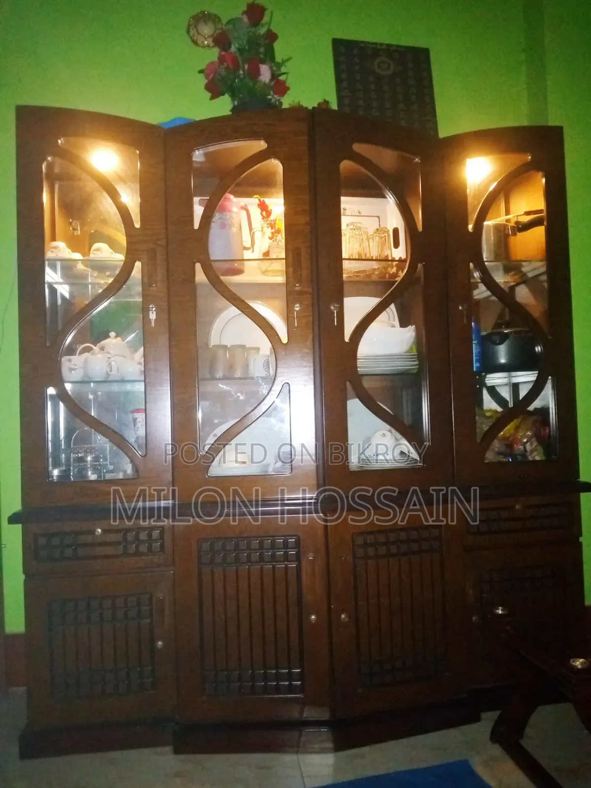 Showcase Furniture