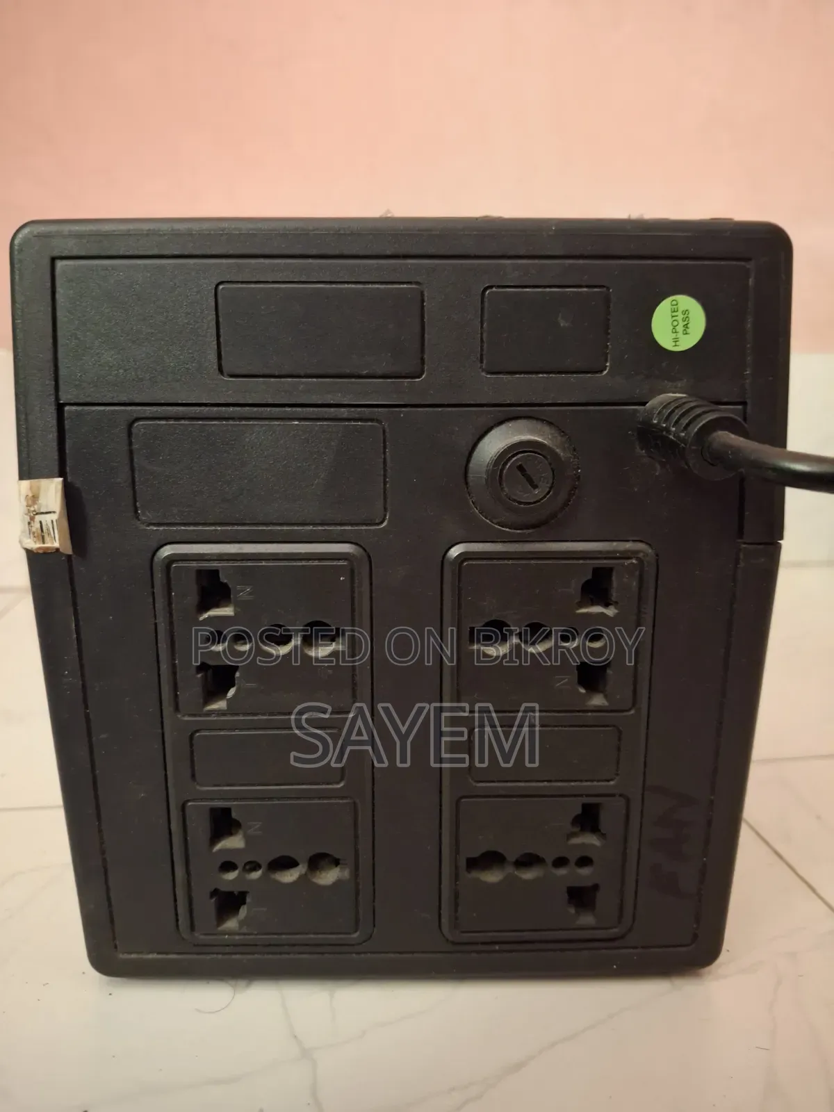 UPS 1200VA