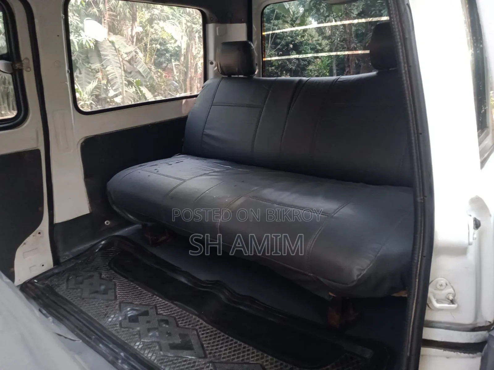 Toyota Noah 2002 White